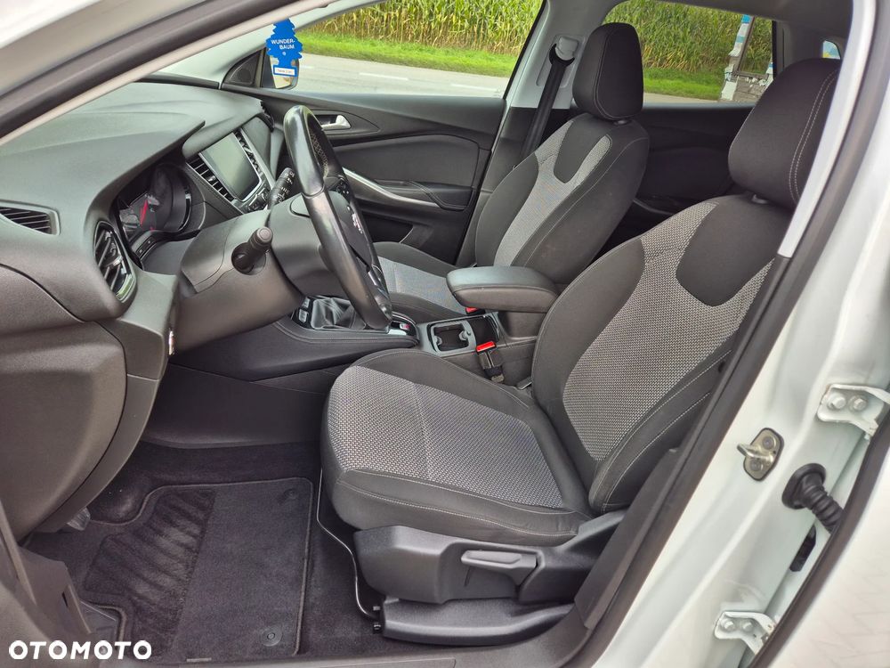 Opel Grandland X 1.6 D Start/Stop Business Edition - 9