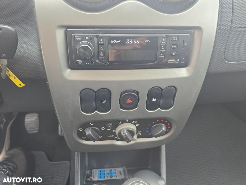 Dacia Sandero 1.6 MPI Stepway - 17
