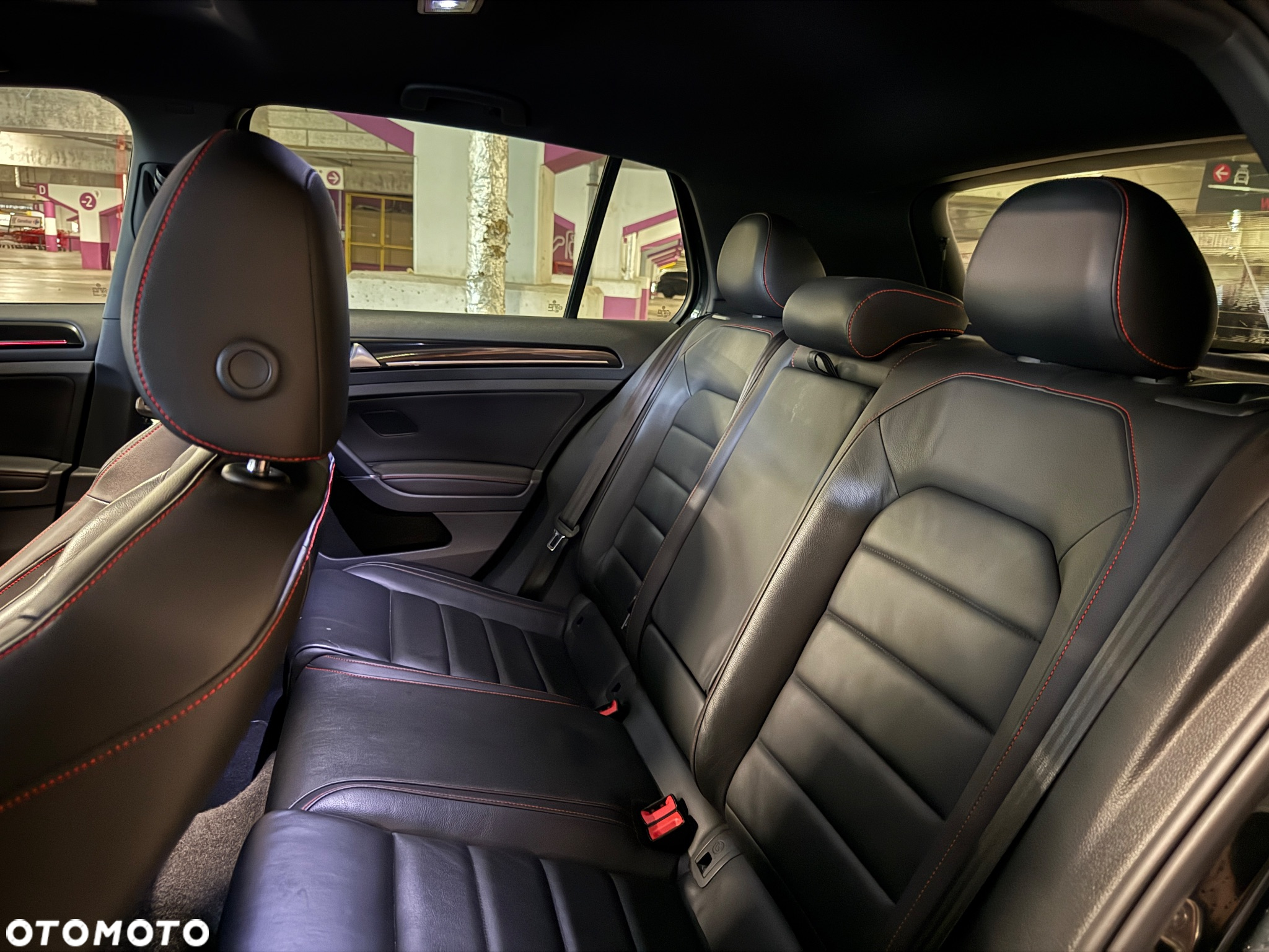Volkswagen Golf VII 2.0 TSI BMT GTI - 35