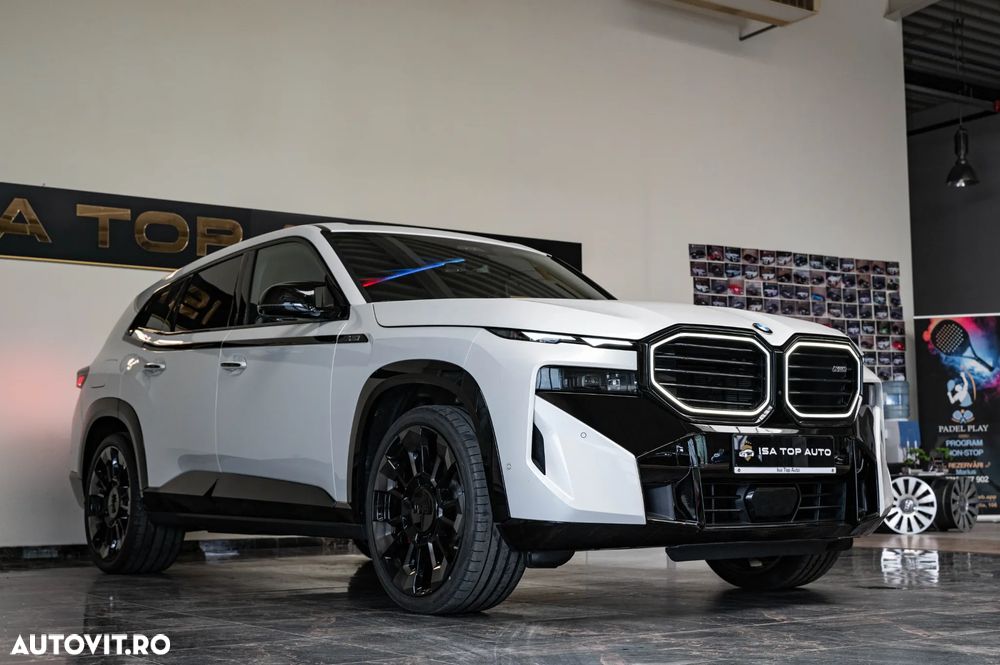 BMW XM 50e - 34