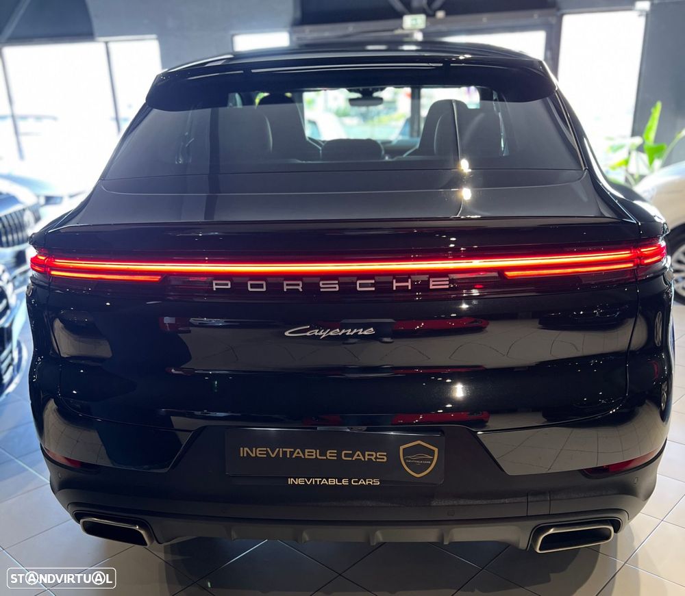 Porsche Cayenne Coupé E-Hybrid - 9