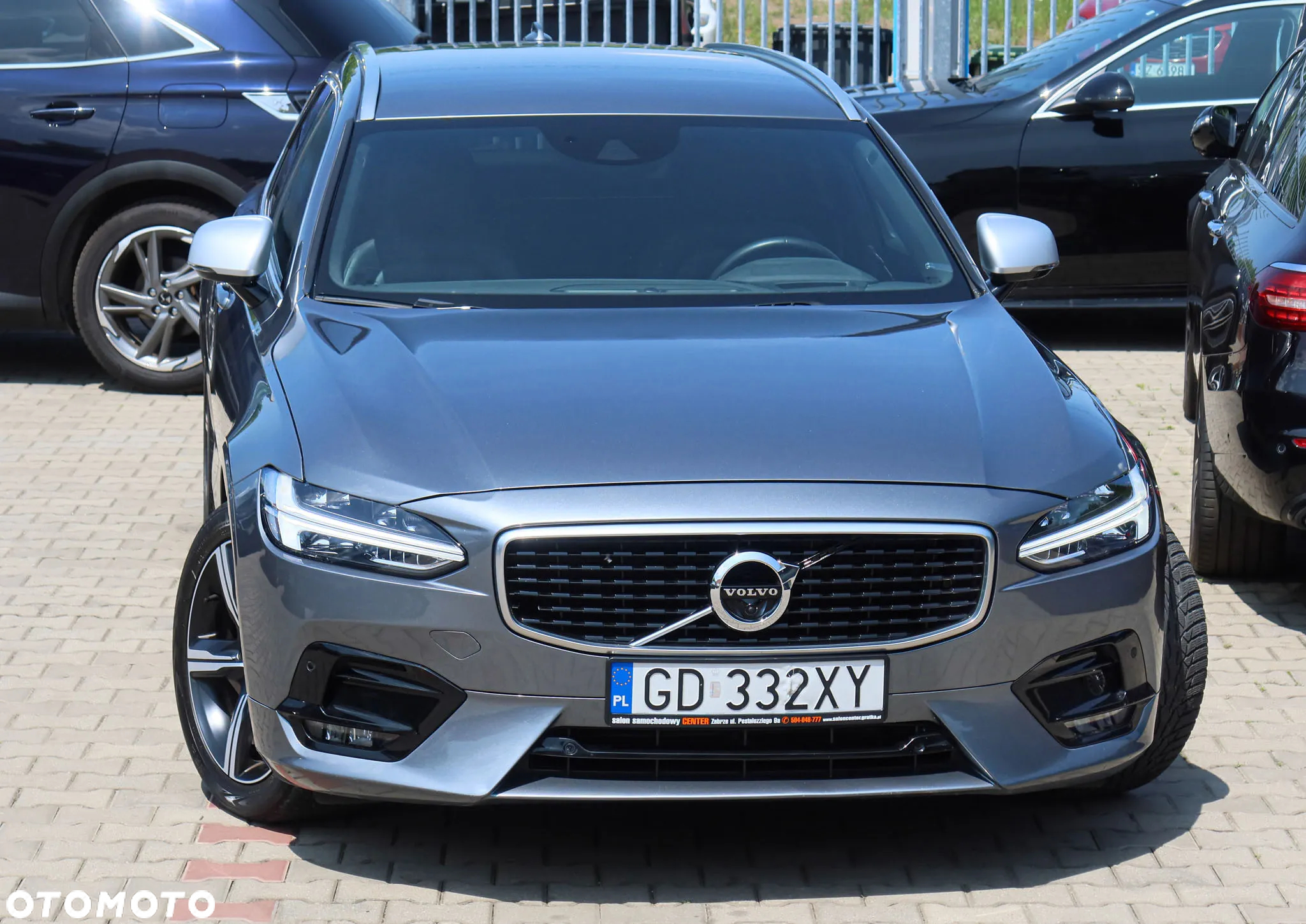 Volvo V90 D5 AWD R-Design - 3