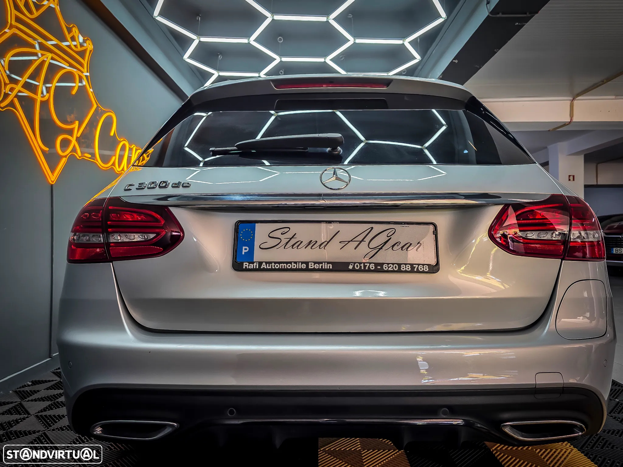 Mercedes-Benz C 300 de AMG Line - 19