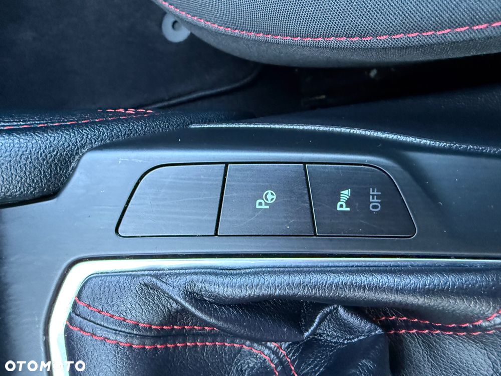 Ford Focus 1.5 EcoBoost STart-Stopp-System ST-LINE - 24