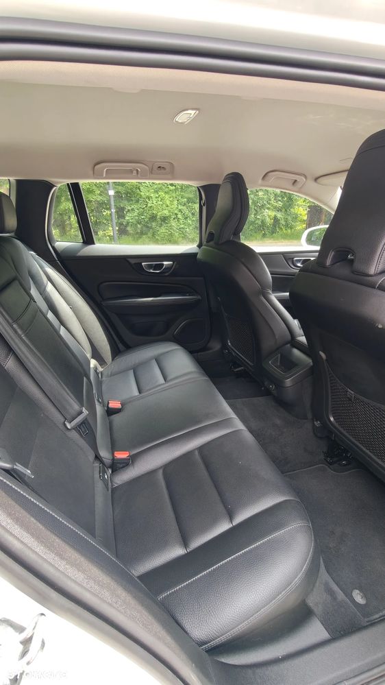 Volvo V60 B4 D Geartronic RDesign - 12