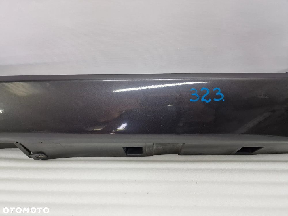 NISSAN 370Z LIFT 09- LEWA LISTWA PROGOWA / NAKŁADKA PROGU , NR 768511EA0H , NR AUKCJI PR323 - 4