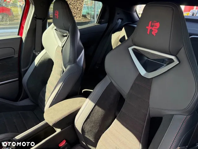 Alfa Romeo Junior 54kWh Elettrica Veloce - 10