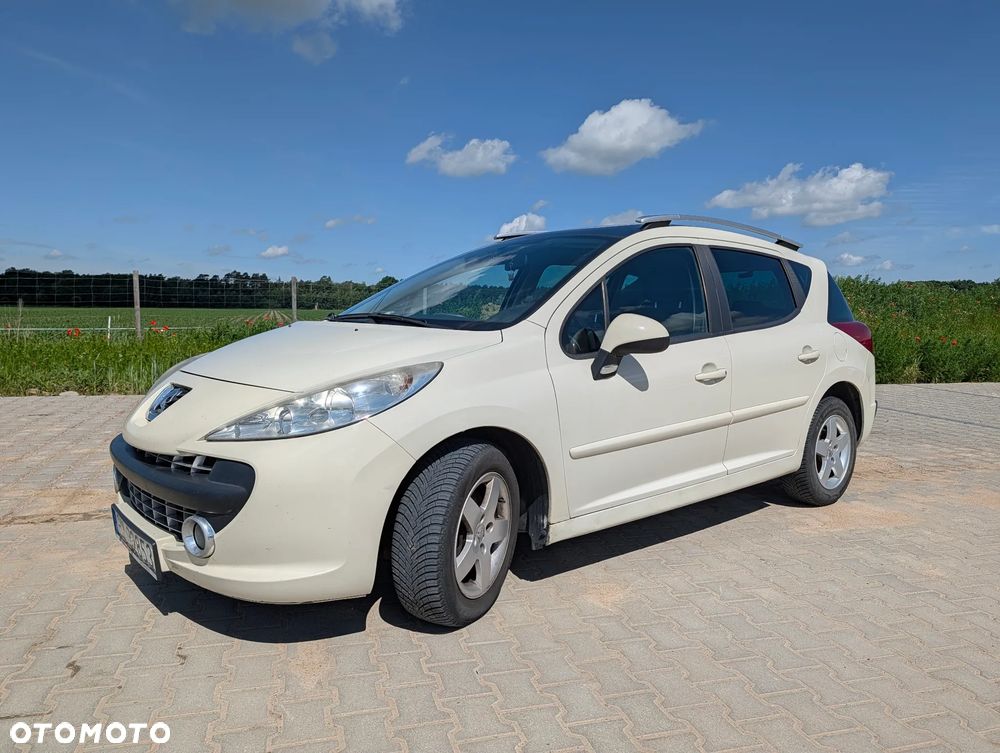 Peugeot 207 95 VTi Family - 13