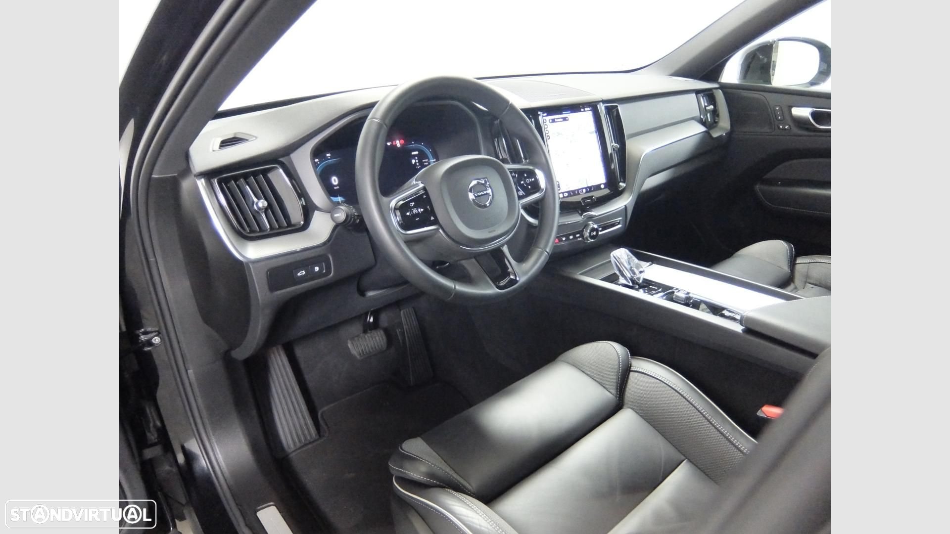 Volvo XC 60 2.0 T6 PHEV Black Edition AWD - 17