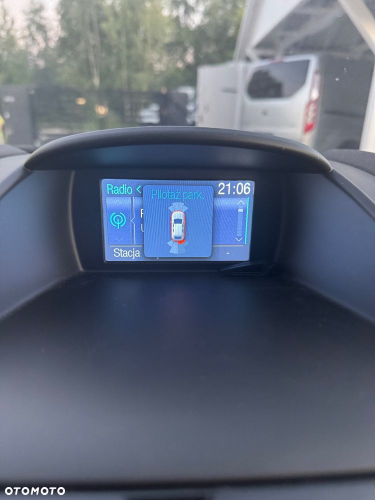 Ford Fiesta 1.0 EcoBoost Titanium - 12