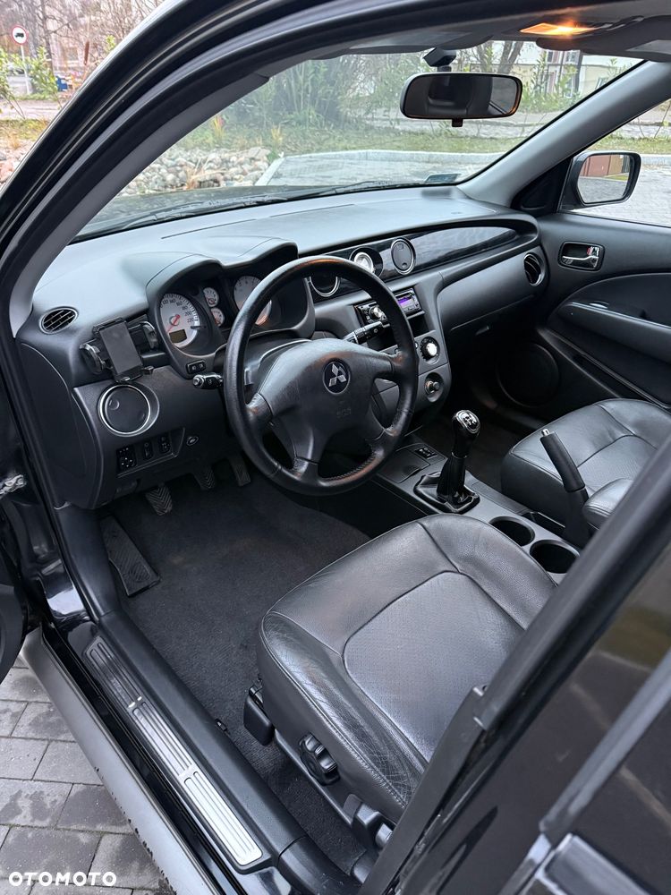 Mitsubishi Outlander 2.0 Comfort 4WD - 8