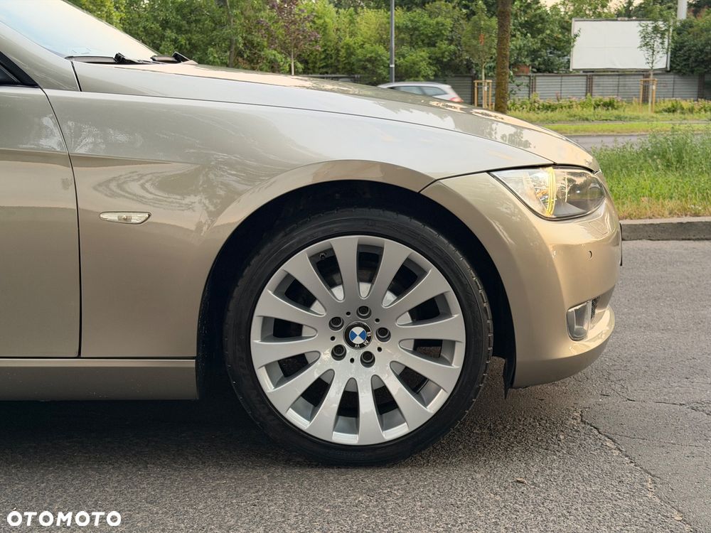 BMW Seria 3 320i - 7