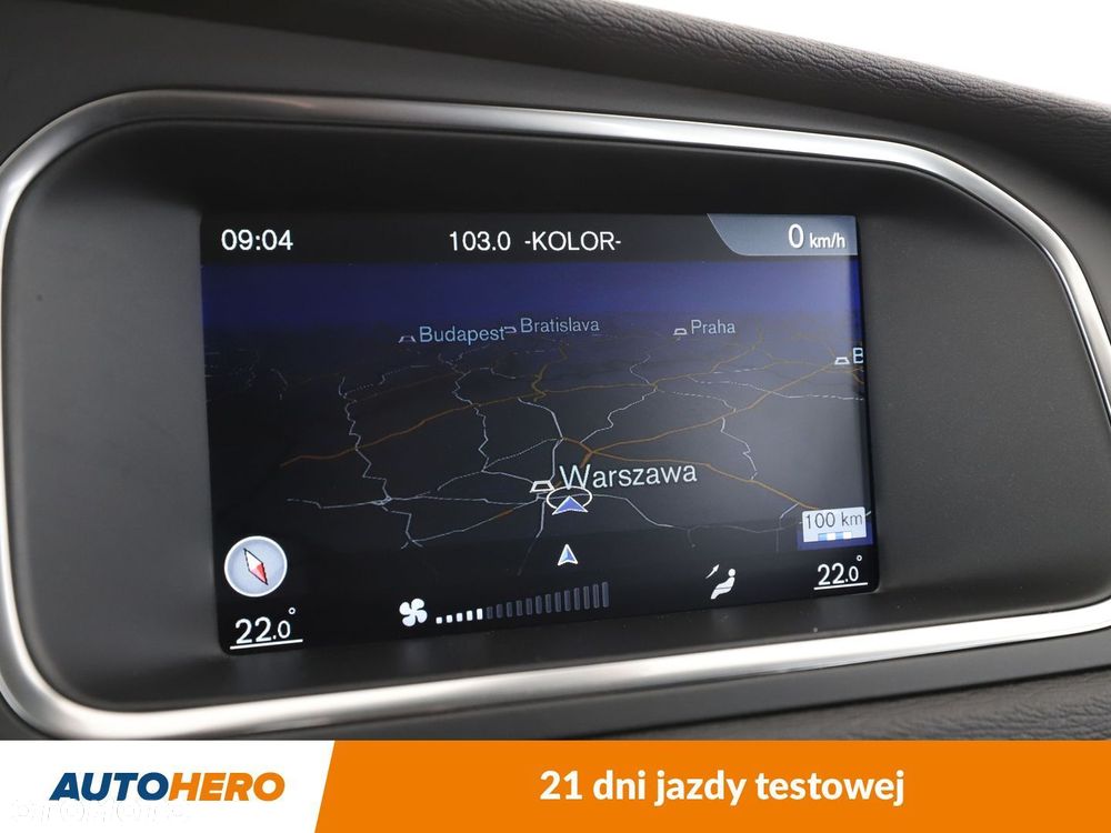 Volvo V40 Cross Country D2 Momentum - 21