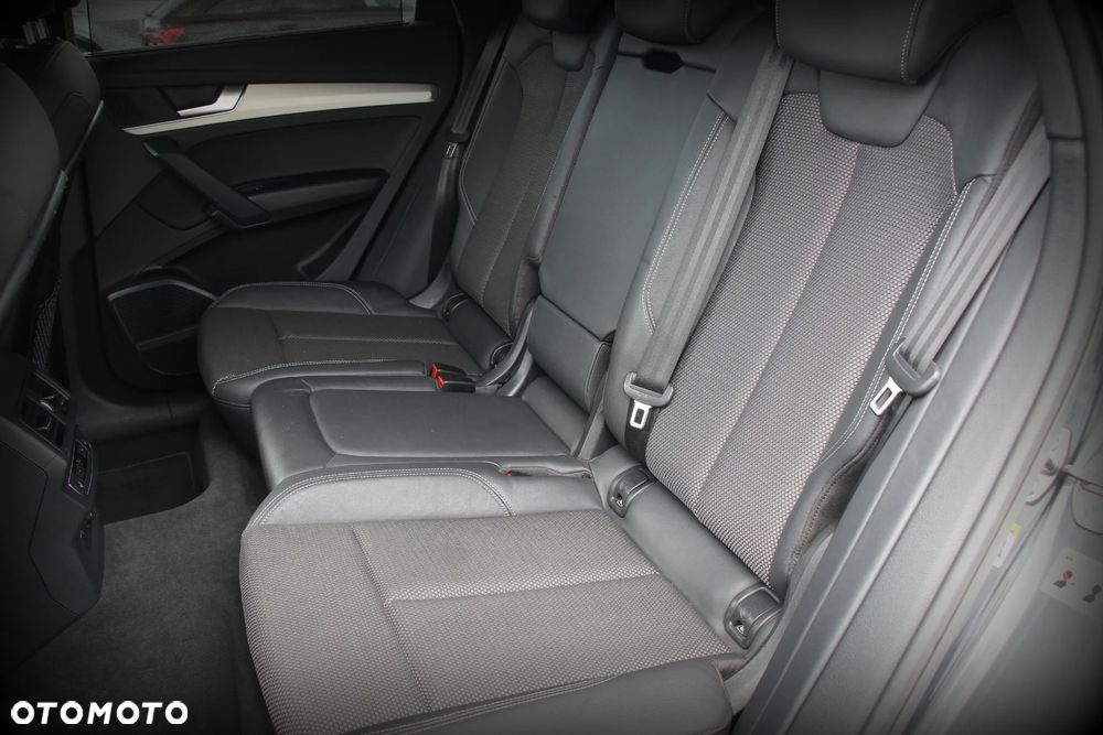 Audi Q5 55 TFSIe quattro S tronic S line - 12