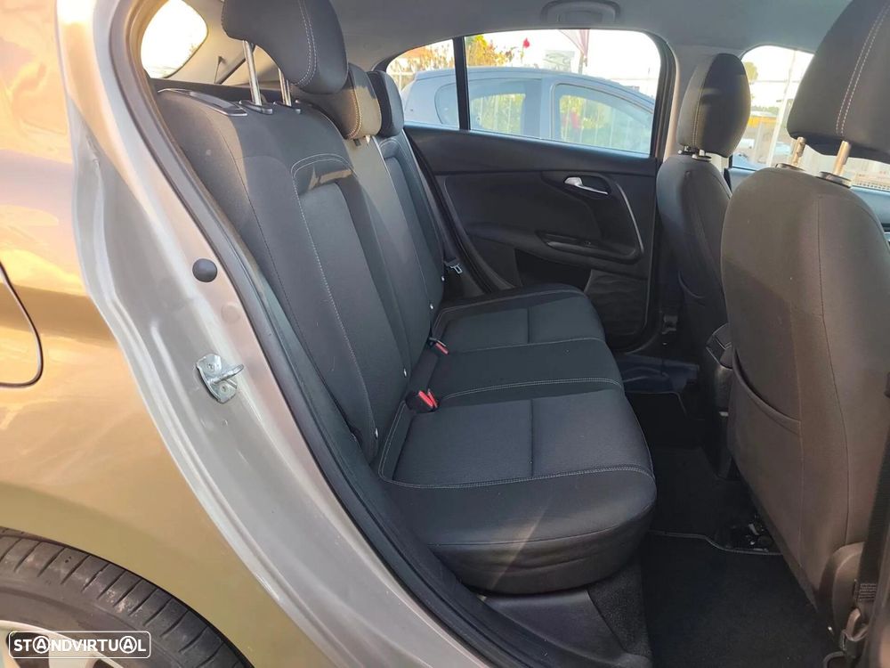 Fiat Tipo 1.3 M-Jet Easy - 12