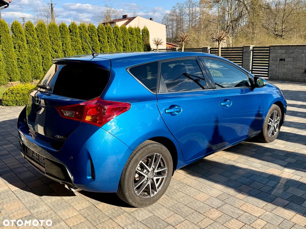 Toyota Auris 1.6 Premium Start - 7