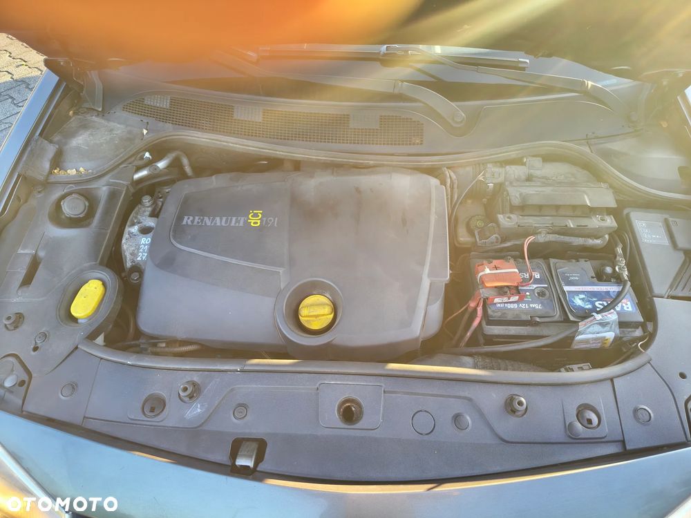 Renault Megane 1.9 dCi Confort Dynamique - 6