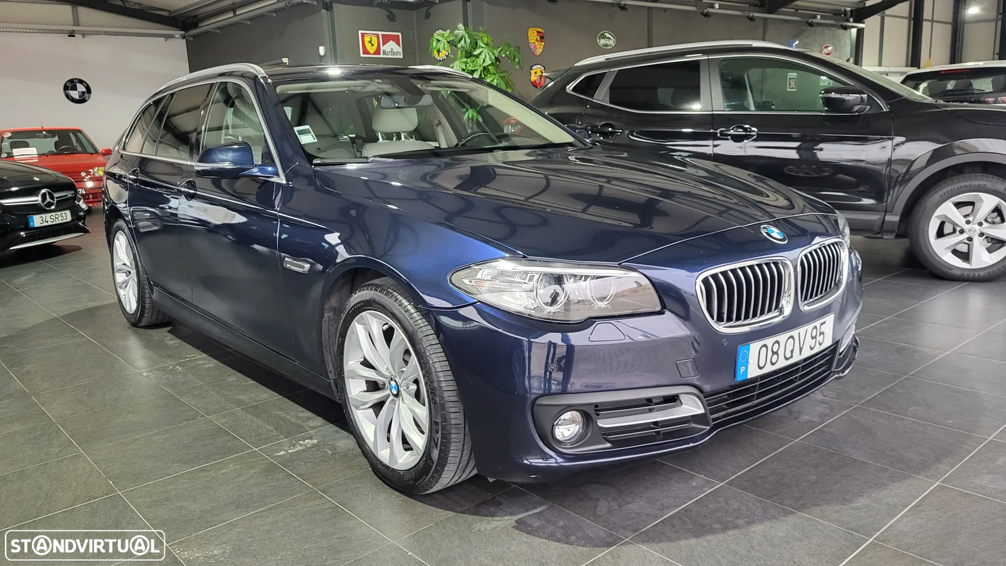 BMW 520 d Line Luxury Auto - 2