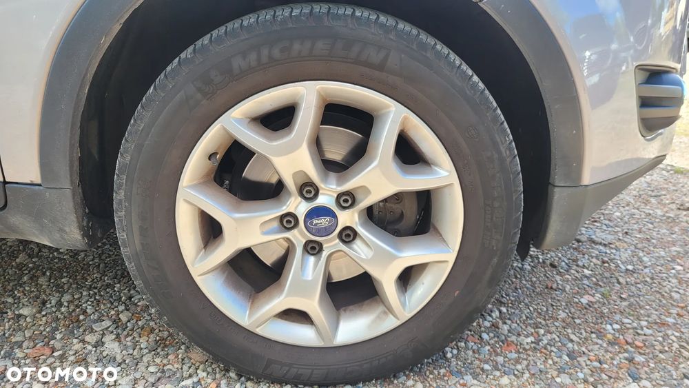 Ford Kuga 2.0 TDCi 2x4 Trend - 16