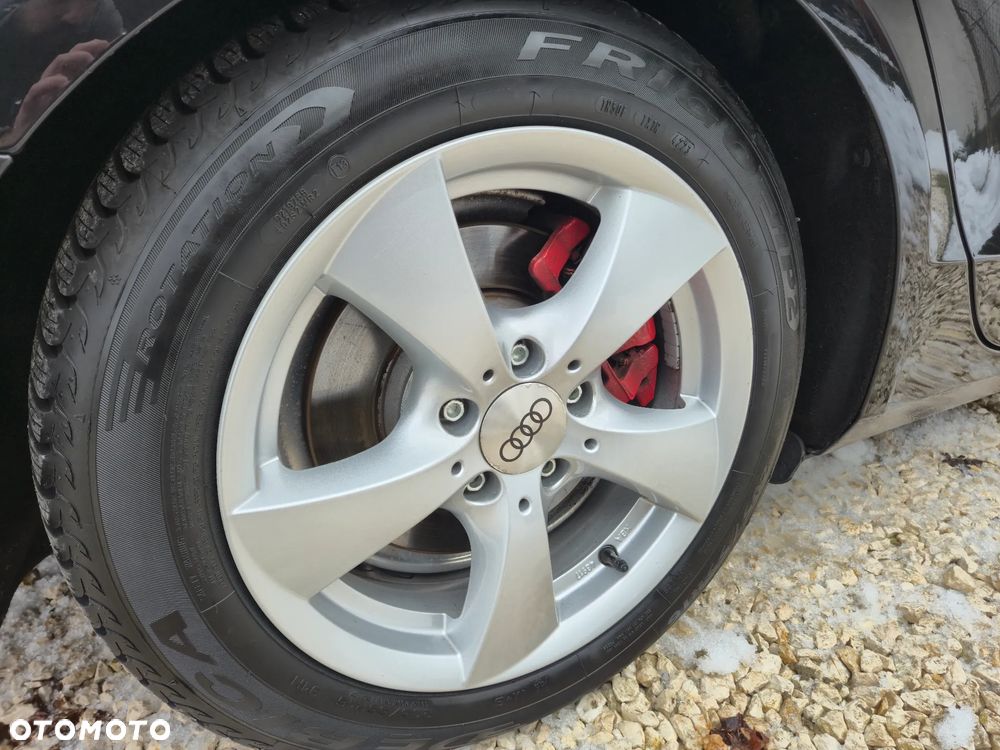 Audi A4 Avant 2.0 TDI - 23