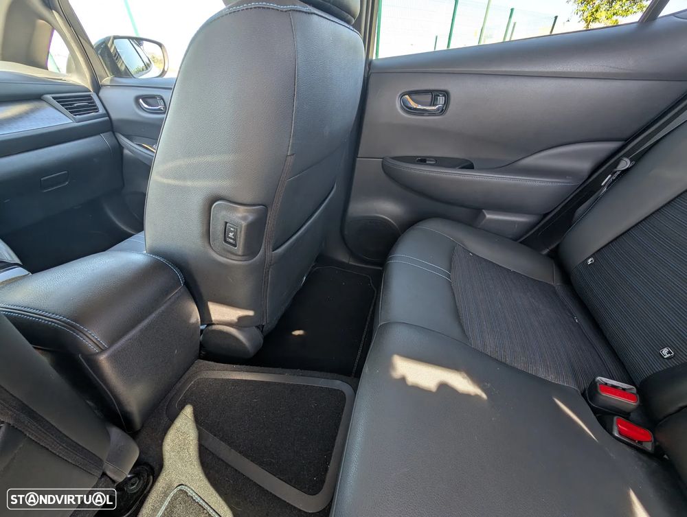 Nissan Leaf 40 kWh N-Connecta - 16