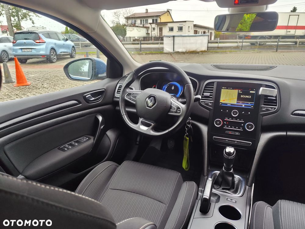 Renault Megane ENERGY TCe 100 LIFE - 26