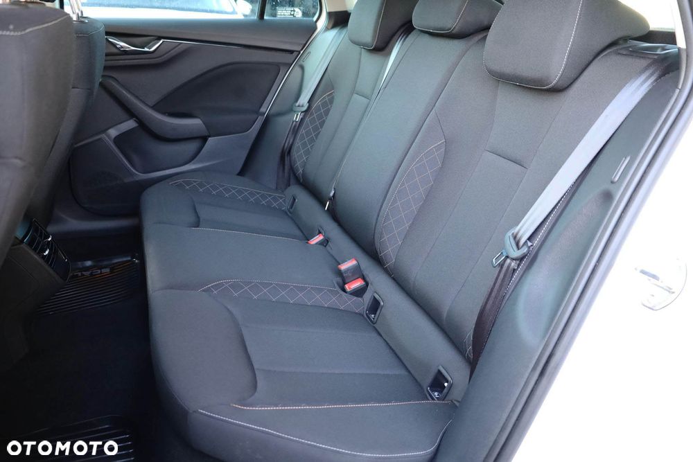 Skoda Scala 1.0 TSI Ambition - 35
