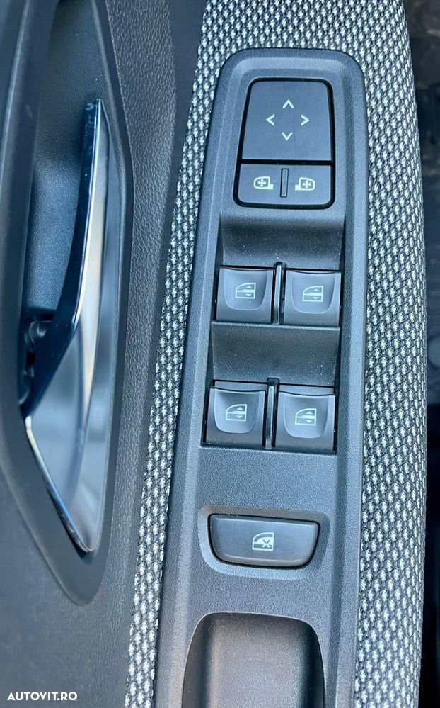 Dacia Logan TCe 90 MT6 Expression - 12