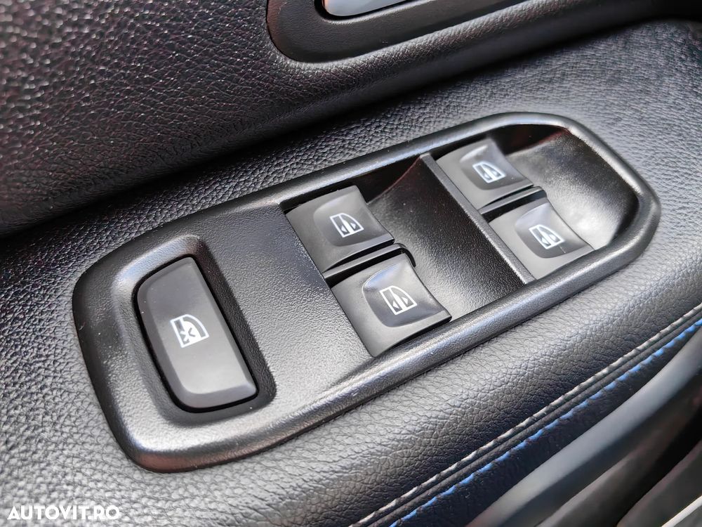 Dacia Duster Blue dCi 115 4WD Prestige - 26