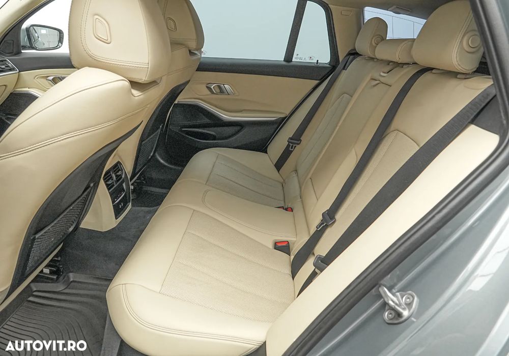 BMW Seria 3 320d xDrive AT MHEV - 16