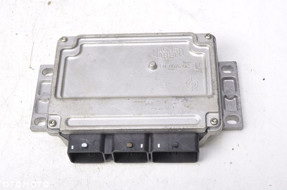 CITROEN C5 II 2.0 16V KOMPUTER SILNIKA 9659773880 - 2