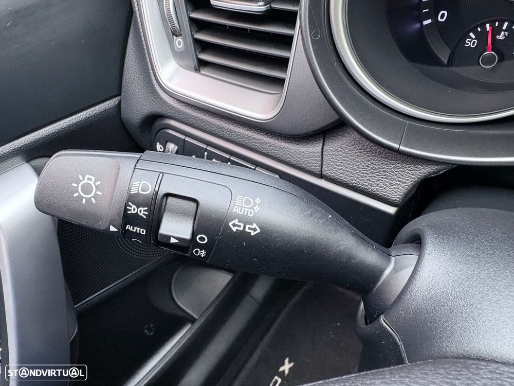 Kia XCeed 1.5 T-GDI Sport - 35