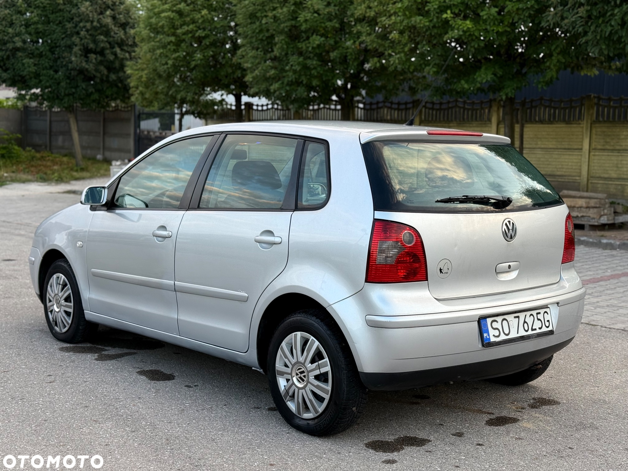 Volkswagen Polo - 4