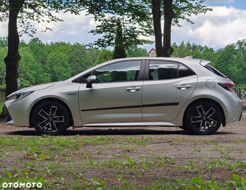 Toyota Corolla - 10
