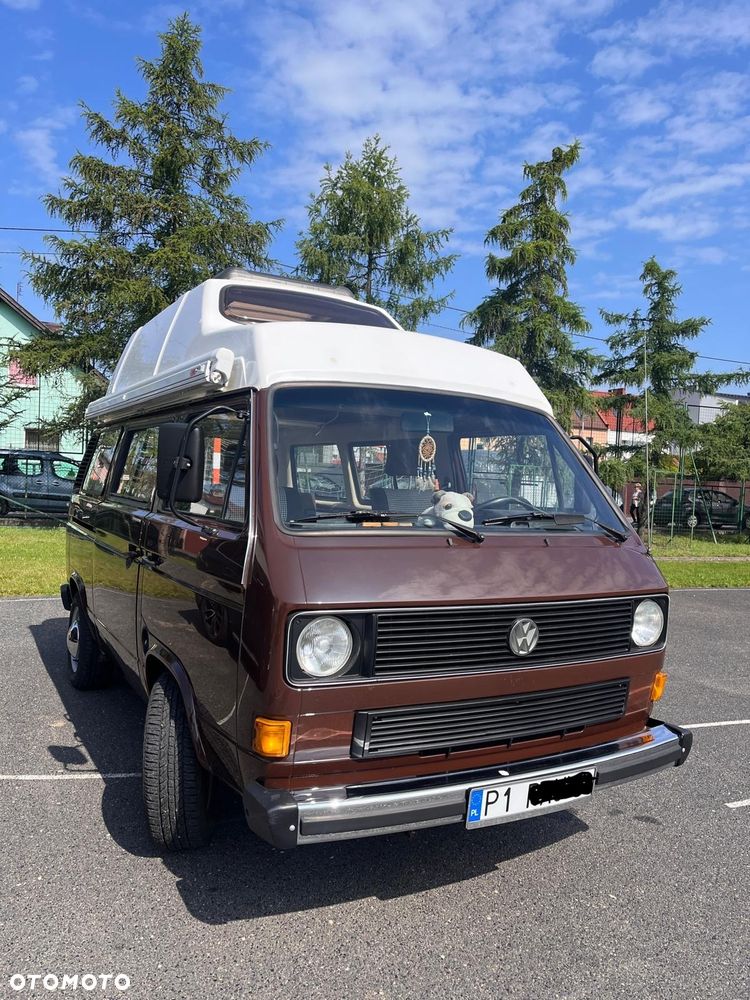 Volkswagen Transporter - 1