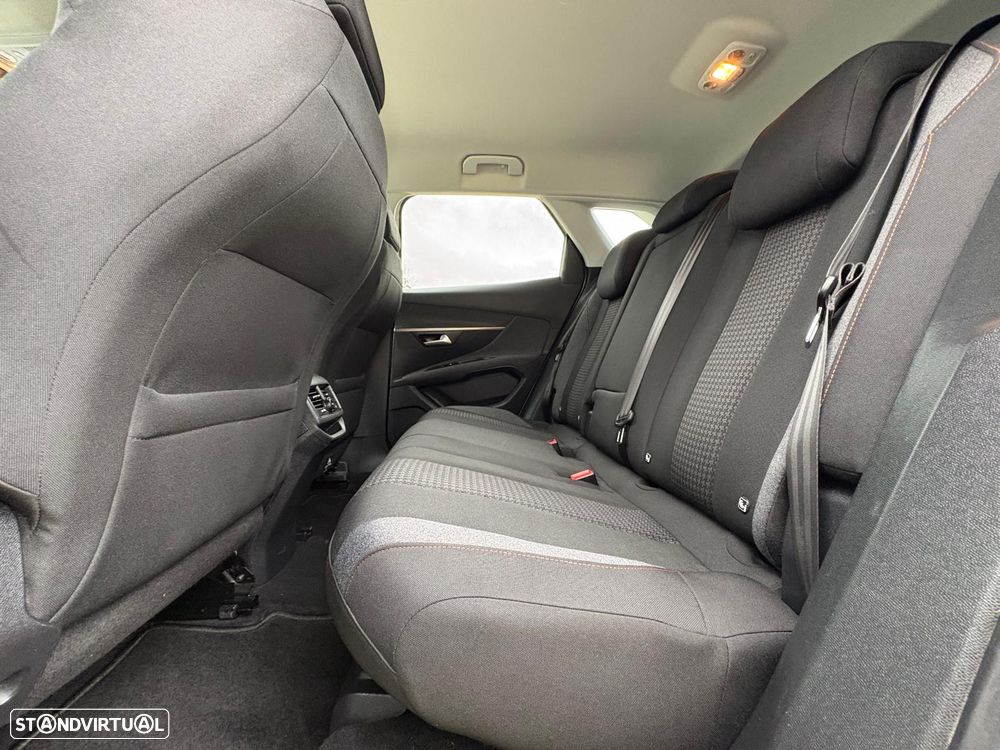 Peugeot 3008 1.5 BlueHDi GT Line EAT8 - 29