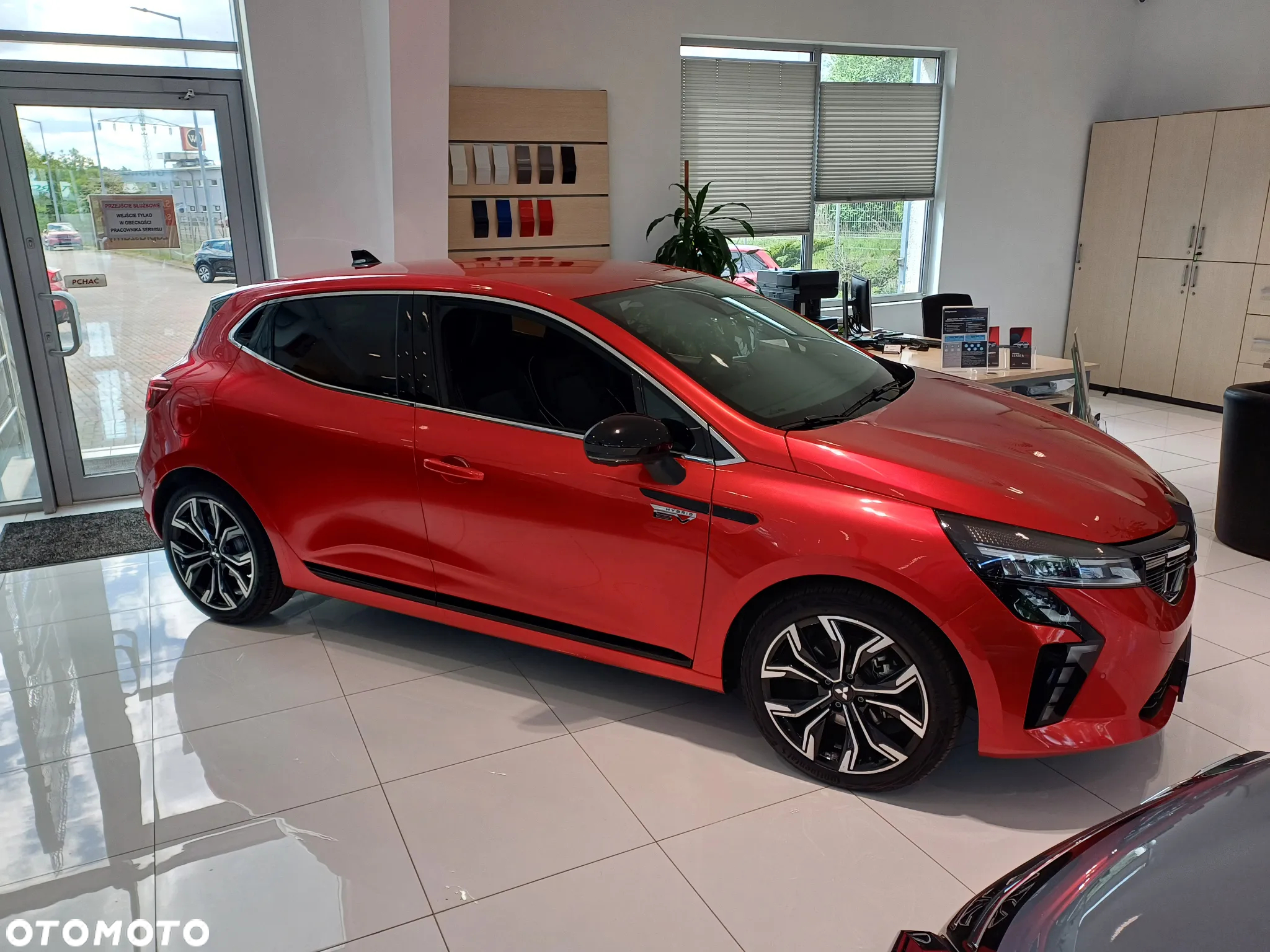 Mitsubishi Colt 1.6 F HEV Instyle - 4
