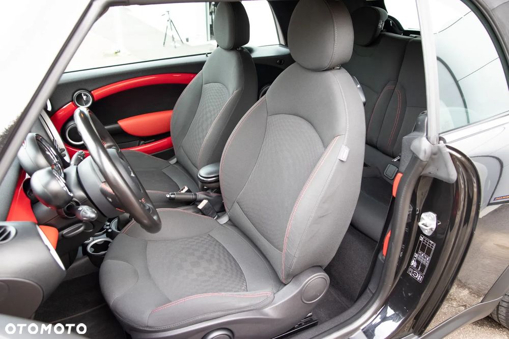 MINI John Cooper Works - 9