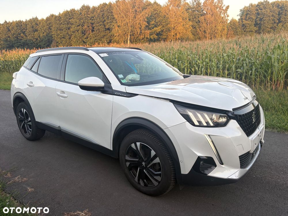 Peugeot 2008 PureTech 130 EAT8 GT - 8