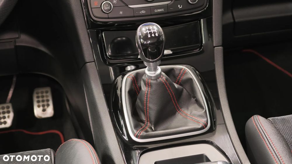Ford S-Max - 25