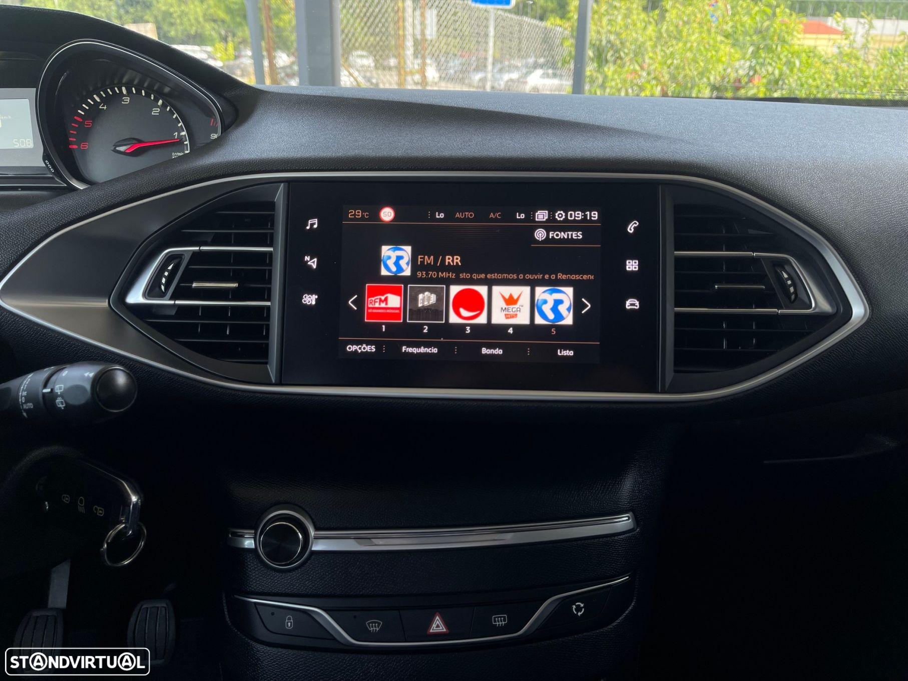 Peugeot 308 SW 1.5 BlueHDi Style - 22