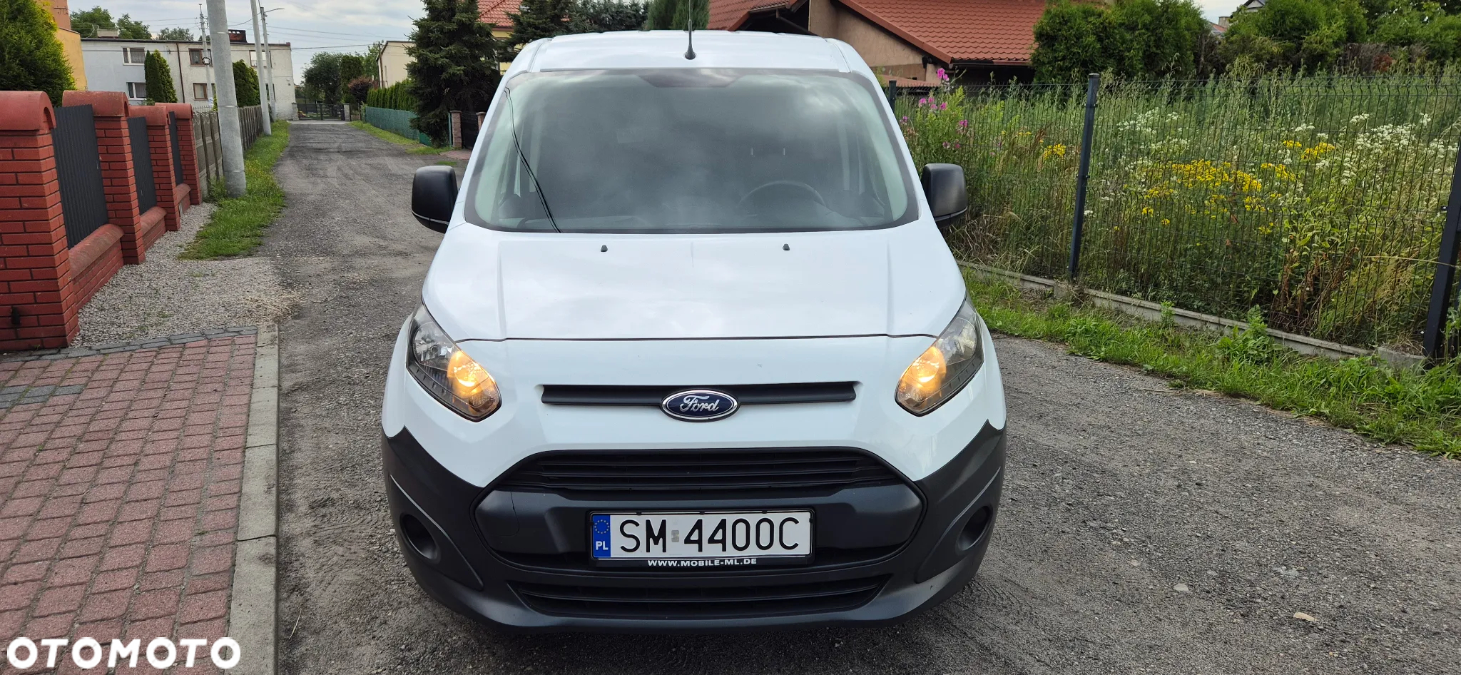 Ford Transit Connect - 8
