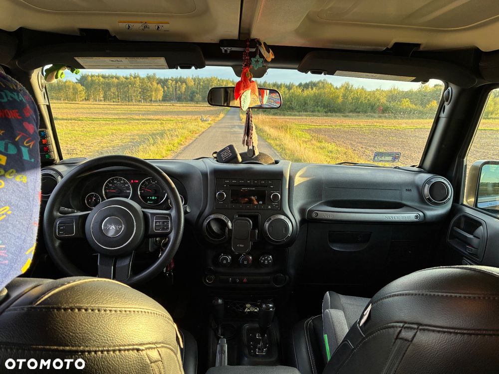 Jeep Wrangler - 7