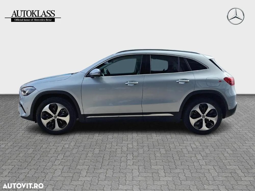 Mercedes-Benz GLA 250 e - 7
