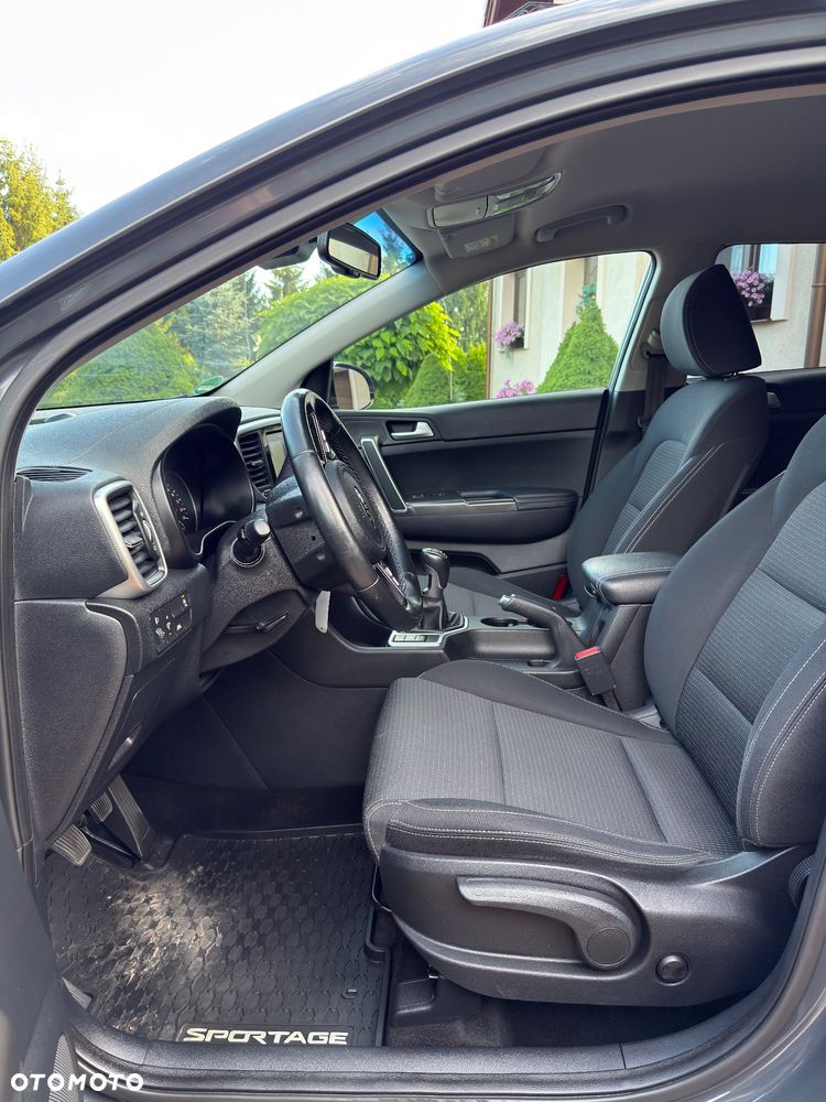 Kia Sportage 1.6 GDI 2WD SPIRIT - 16