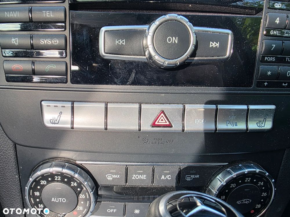 Mercedes-Benz Klasa C 180 T (BlueEFFICIENCY) 7G-TRONIC Avantgarde - 11