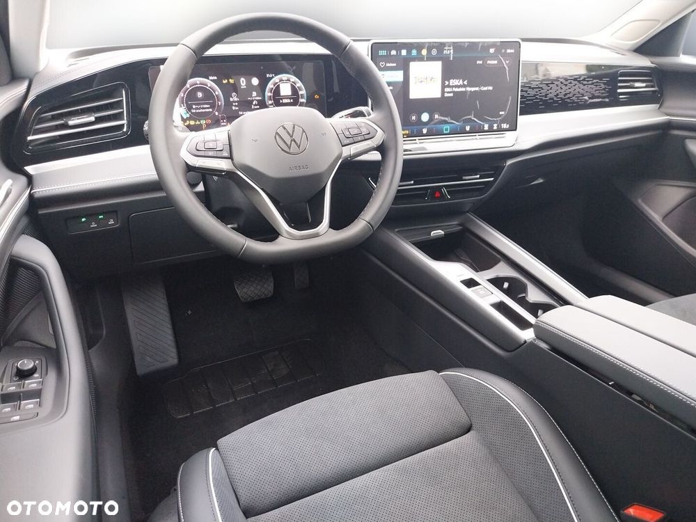 Volkswagen Passat Variant 2.0 TSI Business Plus DSG - 26