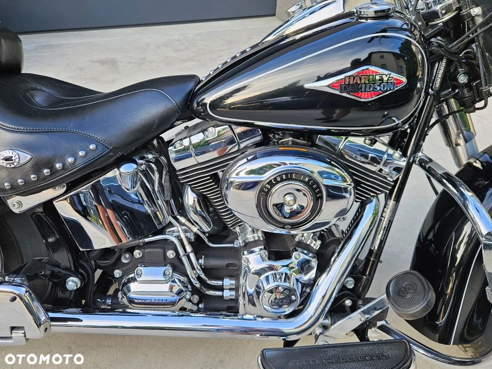 Harley-Davidson Softail Heritage Classic - 11