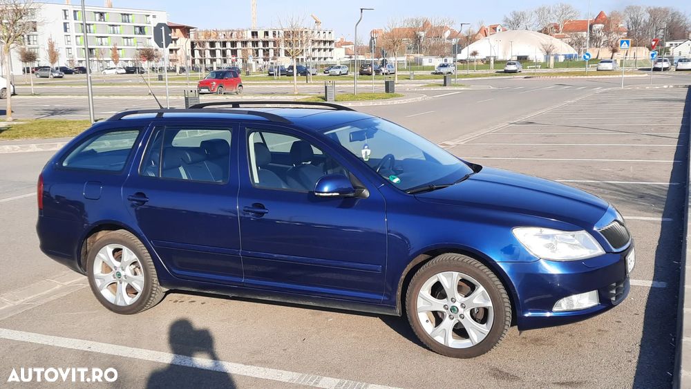 Skoda Octavia 1.6 TDI DPF DSG Elegance - 3