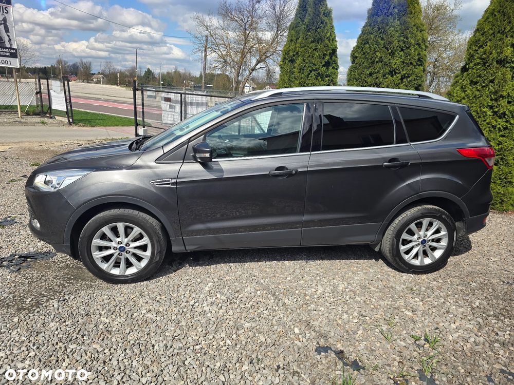 Ford Kuga 2.0 TDCi 2x4 Titanium - 9